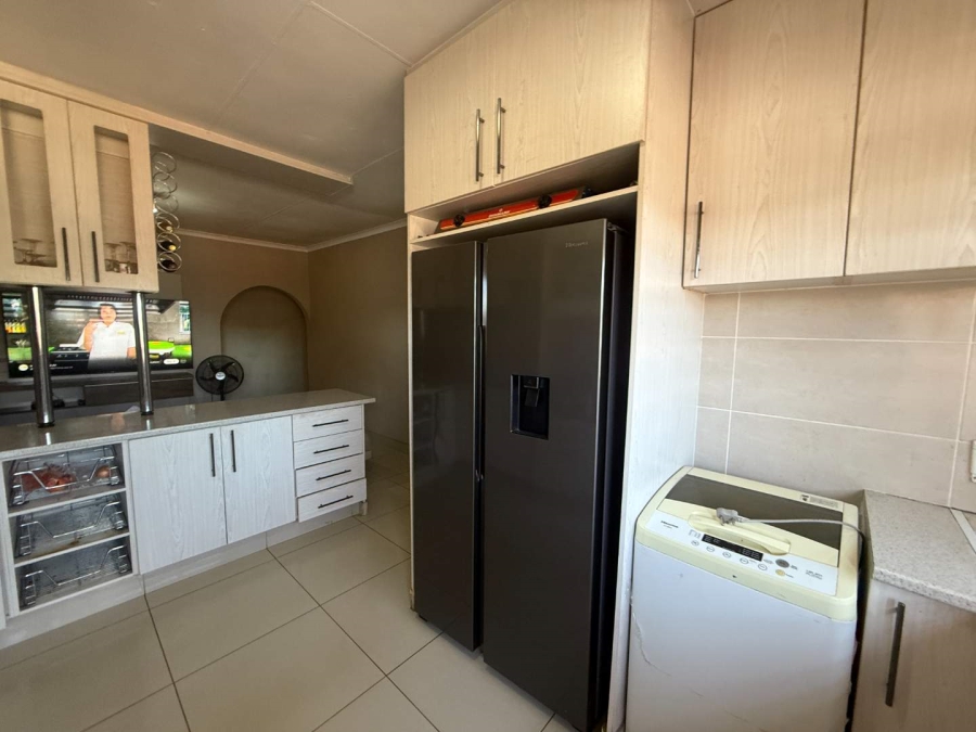 To Let 3 Bedroom Property for Rent in Hamberg Gauteng