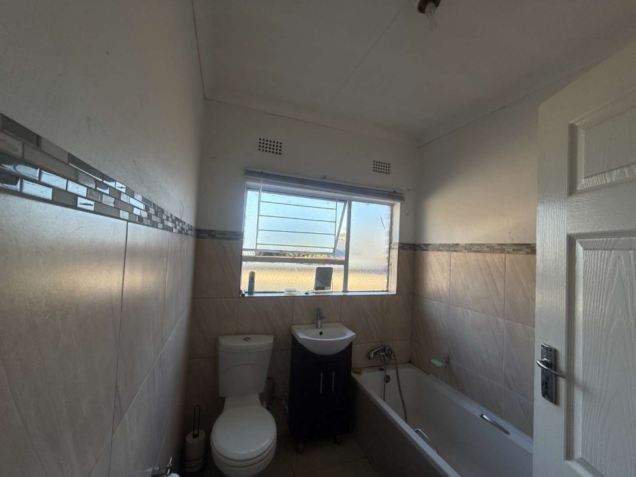 To Let 3 Bedroom Property for Rent in Hamberg Gauteng