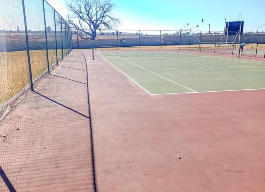 1 Bedroom Property for Sale in Parkrand Gauteng