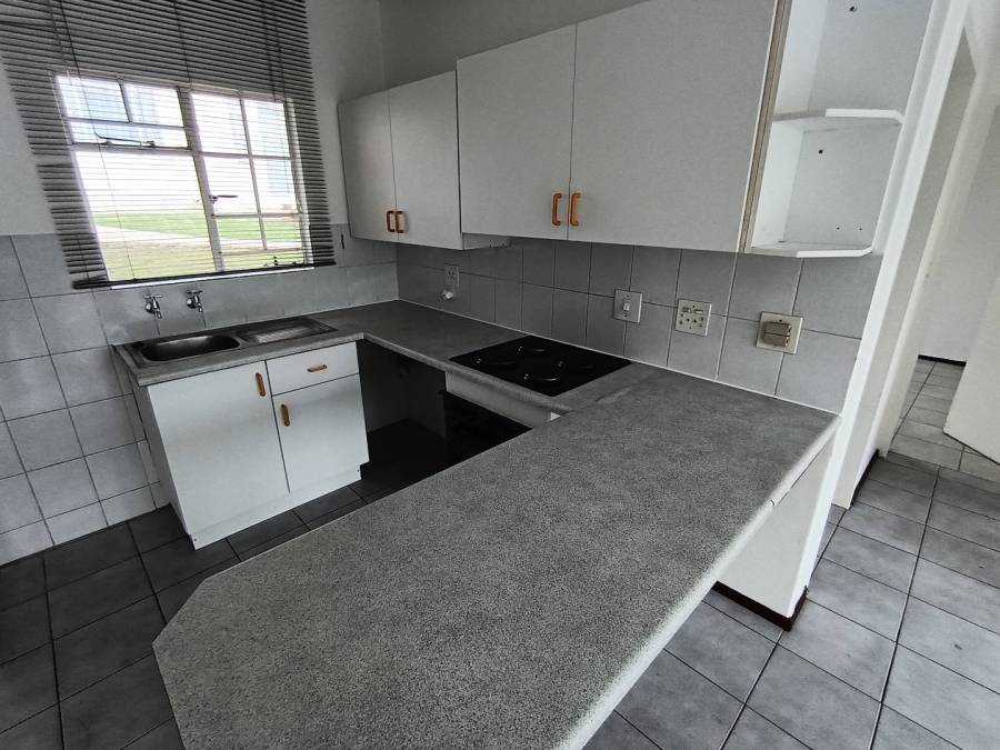 2 Bedroom Property for Sale in Sterrewag Gauteng