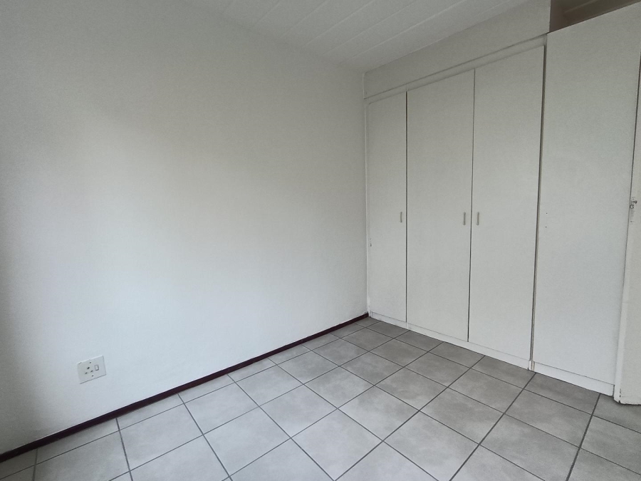 2 Bedroom Property for Sale in Sterrewag Gauteng