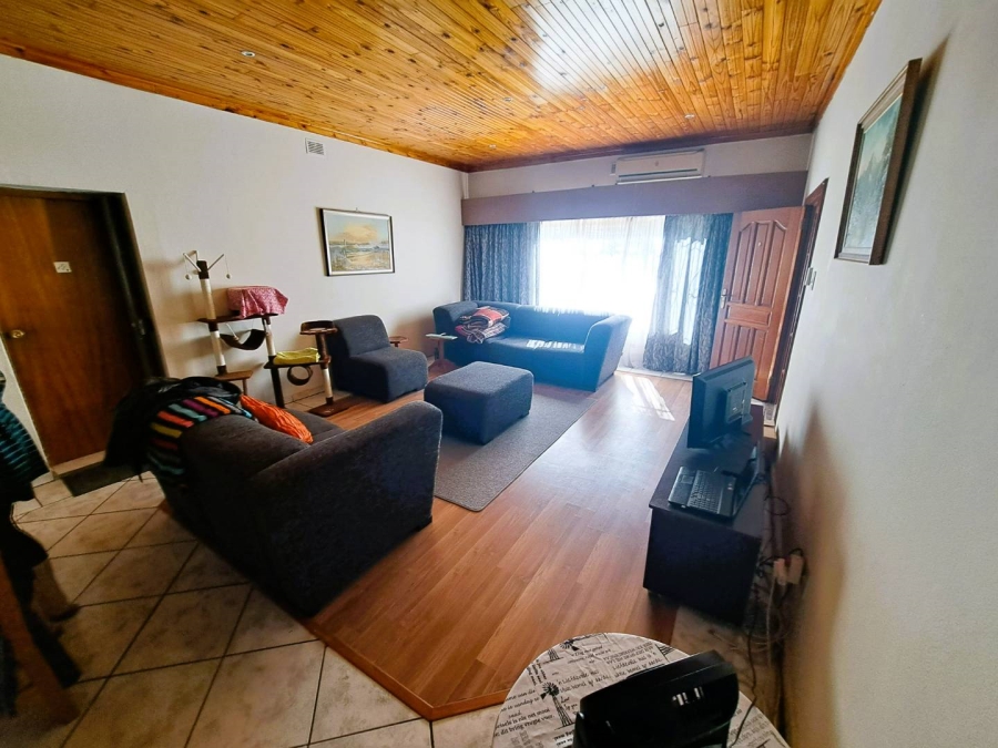 3 Bedroom Property for Sale in Waverley Gauteng
