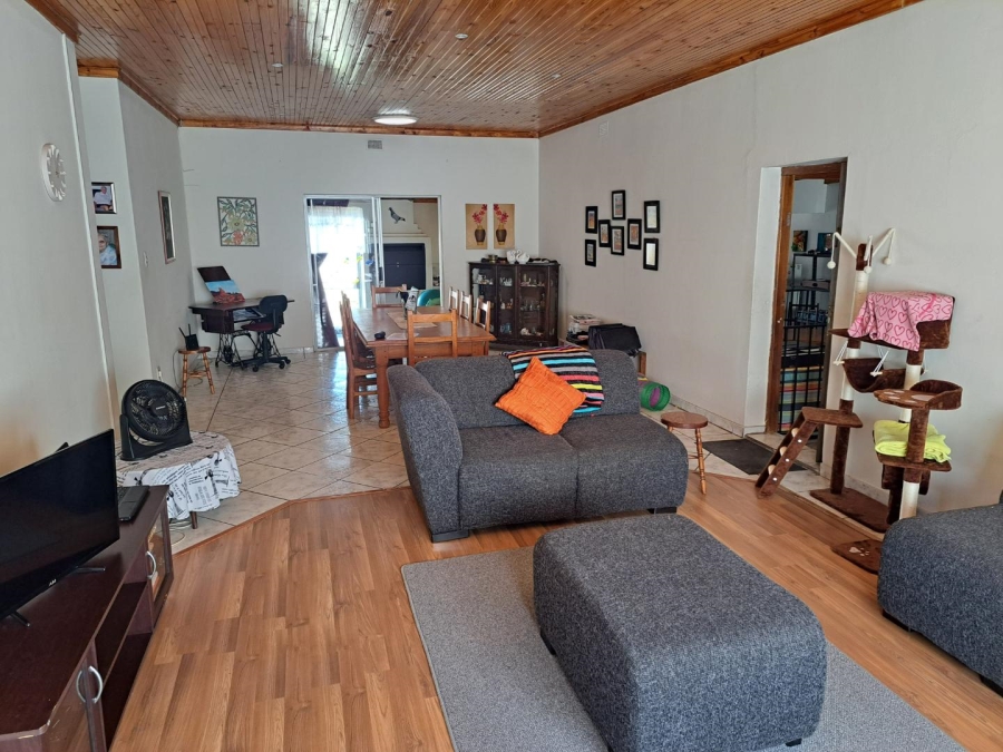 3 Bedroom Property for Sale in Waverley Gauteng