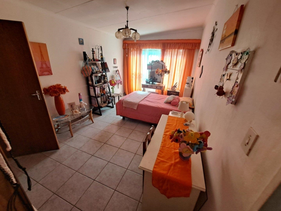 3 Bedroom Property for Sale in Waverley Gauteng