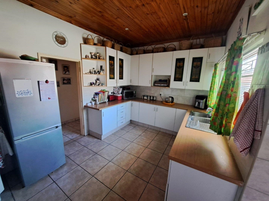 3 Bedroom Property for Sale in Waverley Gauteng