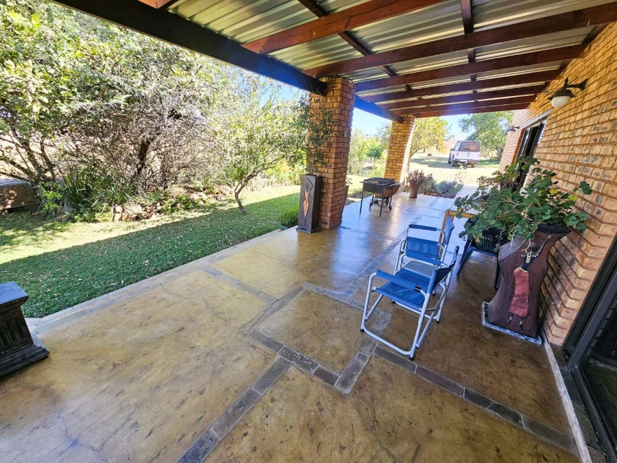 5 Bedroom Property for Sale in Dinokeng Gauteng