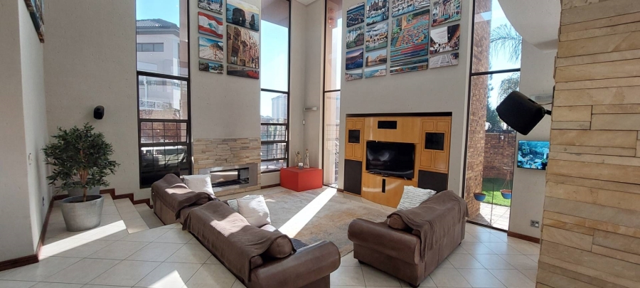 6 Bedroom Property for Sale in Meyersdal Gauteng