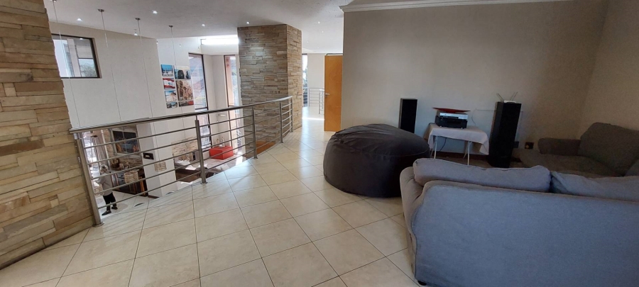 6 Bedroom Property for Sale in Meyersdal Gauteng