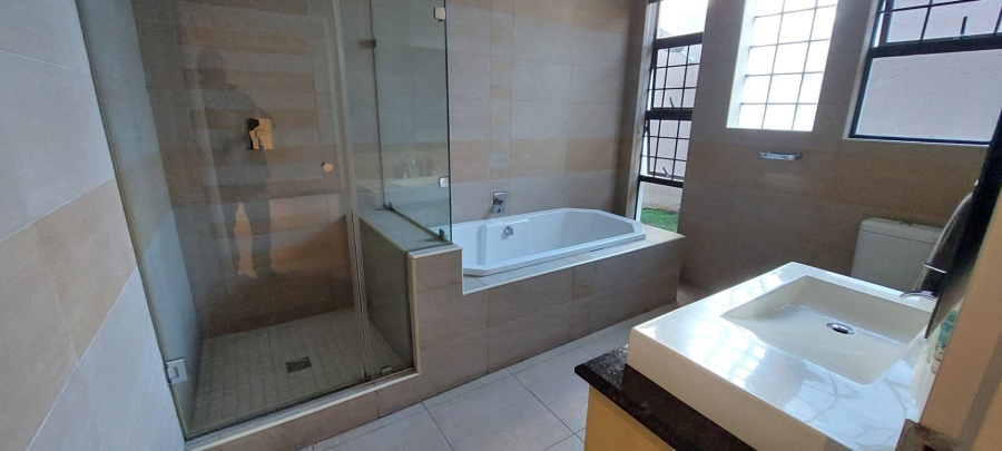 6 Bedroom Property for Sale in Meyersdal Gauteng