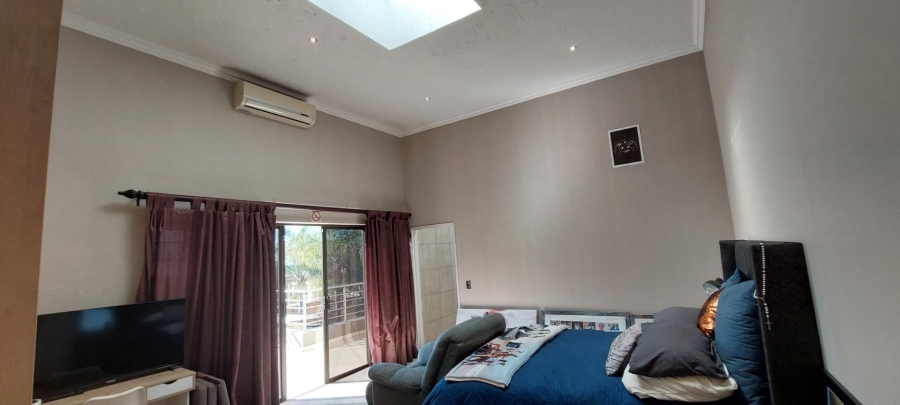 6 Bedroom Property for Sale in Meyersdal Gauteng