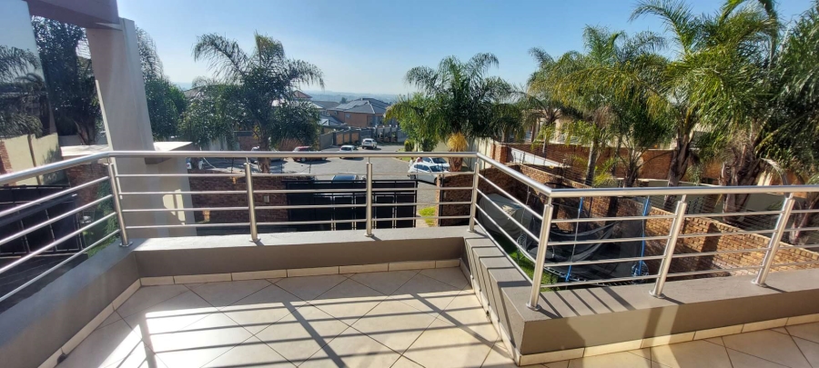 6 Bedroom Property for Sale in Meyersdal Gauteng