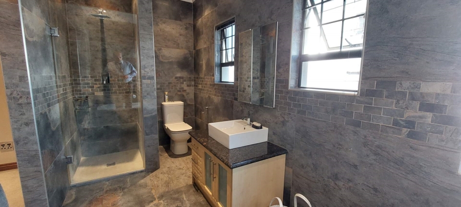 6 Bedroom Property for Sale in Meyersdal Gauteng