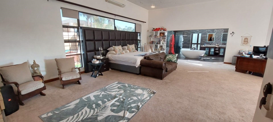 6 Bedroom Property for Sale in Meyersdal Gauteng
