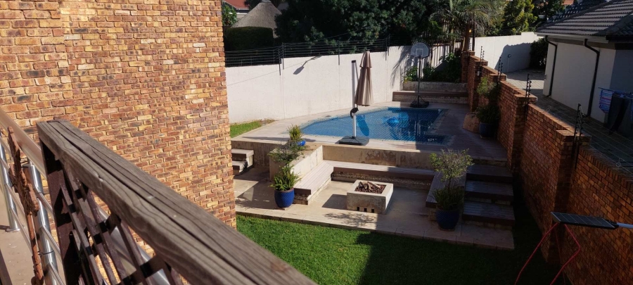 6 Bedroom Property for Sale in Meyersdal Gauteng