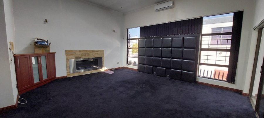 6 Bedroom Property for Sale in Meyersdal Gauteng