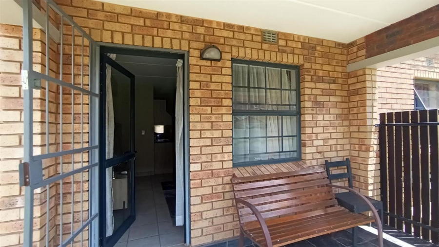 2 Bedroom Property for Sale in Montana Gauteng
