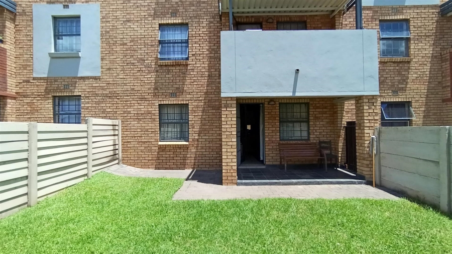 2 Bedroom Property for Sale in Montana Gauteng