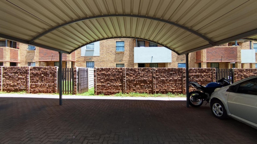 2 Bedroom Property for Sale in Montana Gauteng