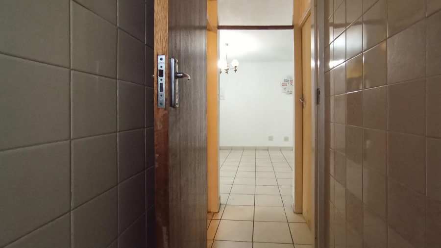 2 Bedroom Property for Sale in Pretoria North Gauteng