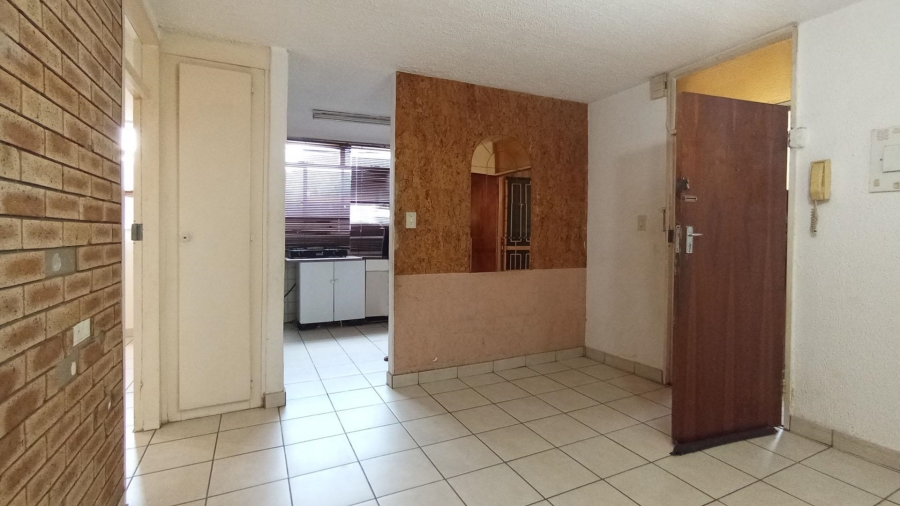 2 Bedroom Property for Sale in Pretoria North Gauteng