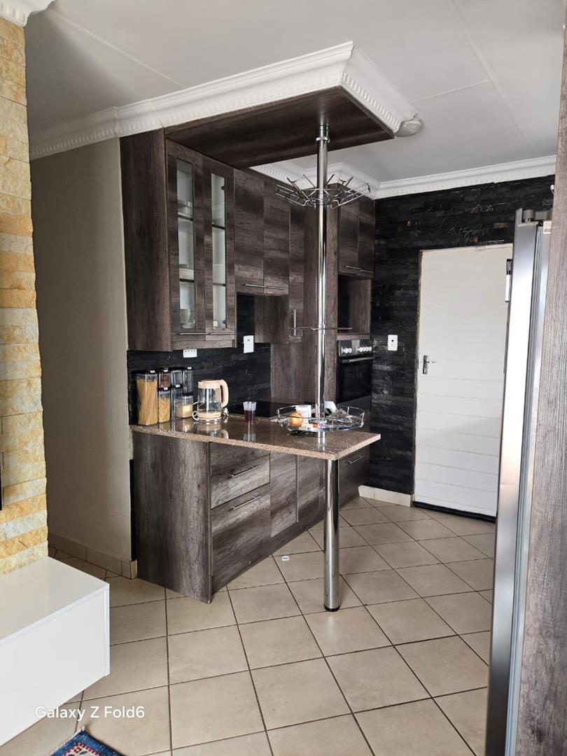 3 Bedroom Property for Sale in The Orchards Gauteng