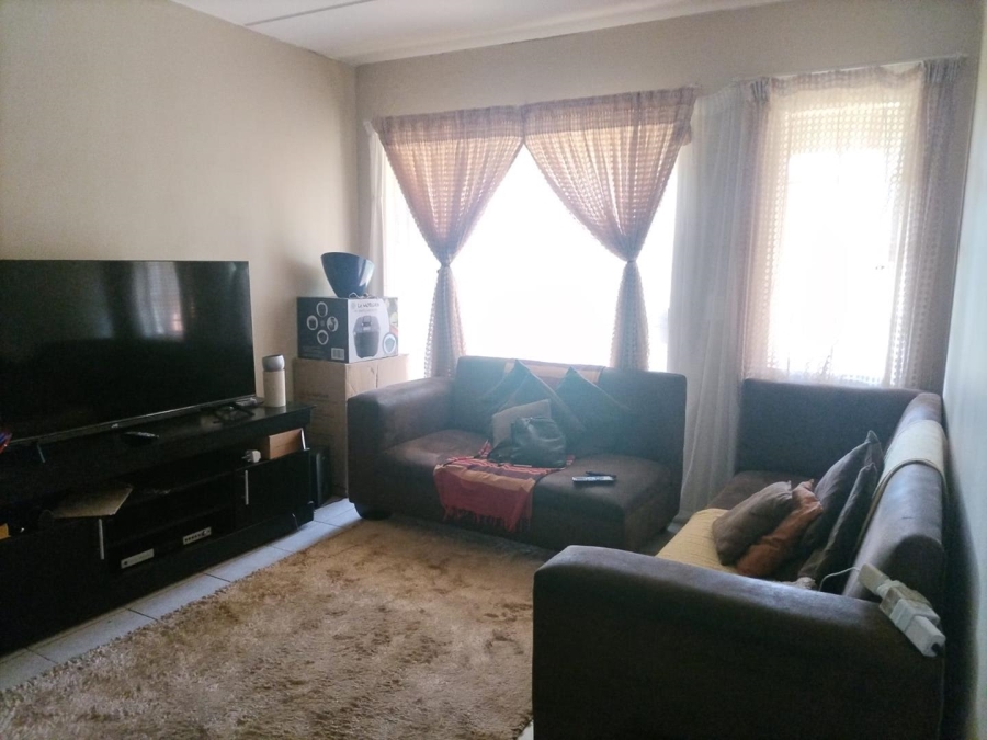 2 Bedroom Property for Sale in Theresa Park Gauteng