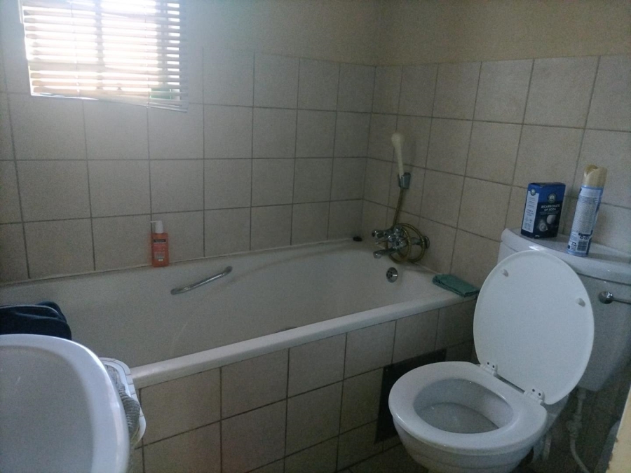 2 Bedroom Property for Sale in Theresa Park Gauteng