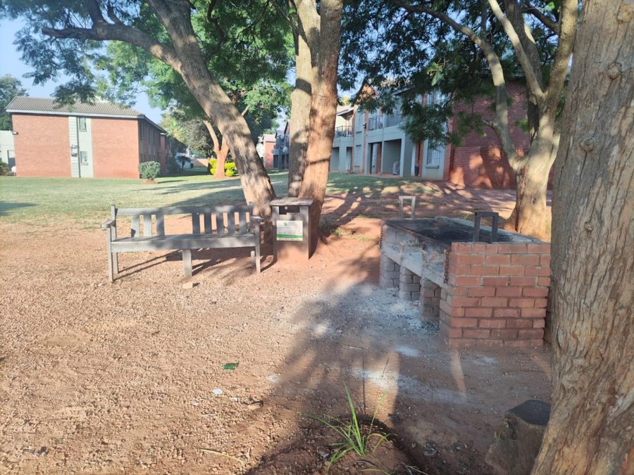 2 Bedroom Property for Sale in Theresa Park Gauteng