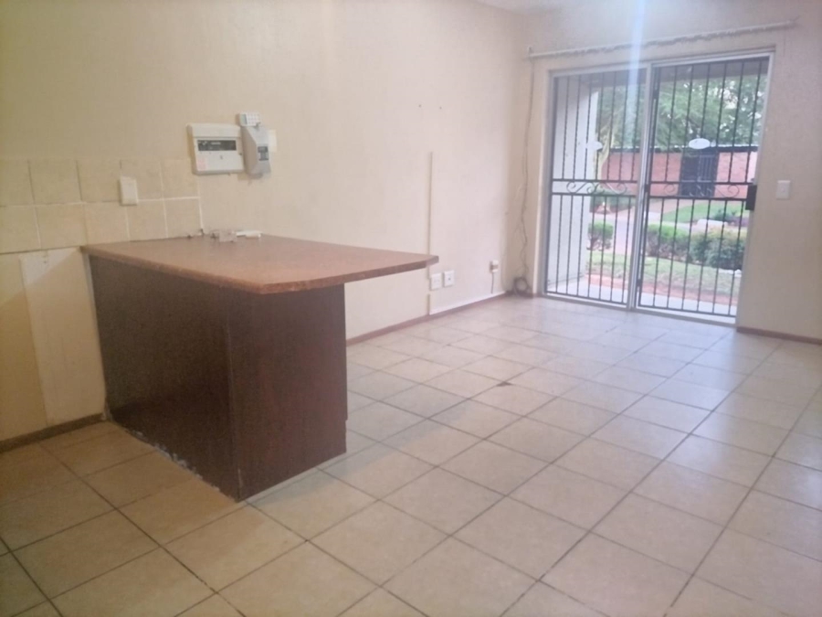 2 Bedroom Property for Sale in Theresa Park Gauteng