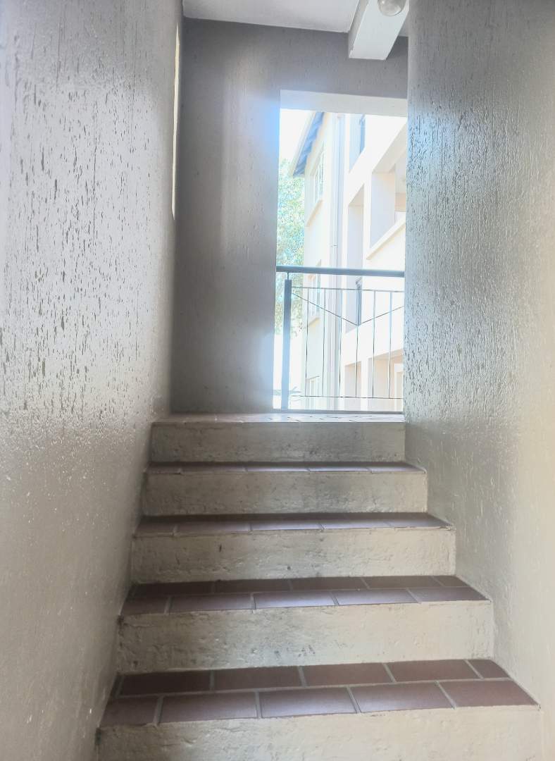 2 Bedroom Property for Sale in Klippoortje Gauteng