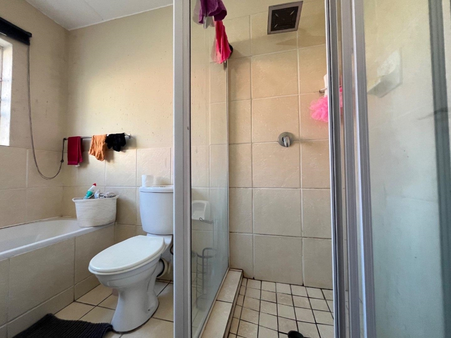 2 Bedroom Property for Sale in Benoni AH Gauteng