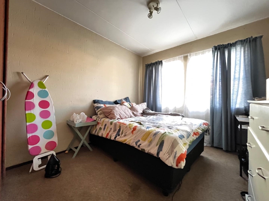 2 Bedroom Property for Sale in Benoni AH Gauteng