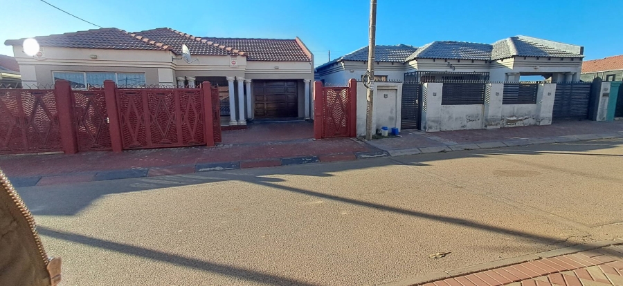 To Let 3 Bedroom Property for Rent in Soshanguve WW Gauteng