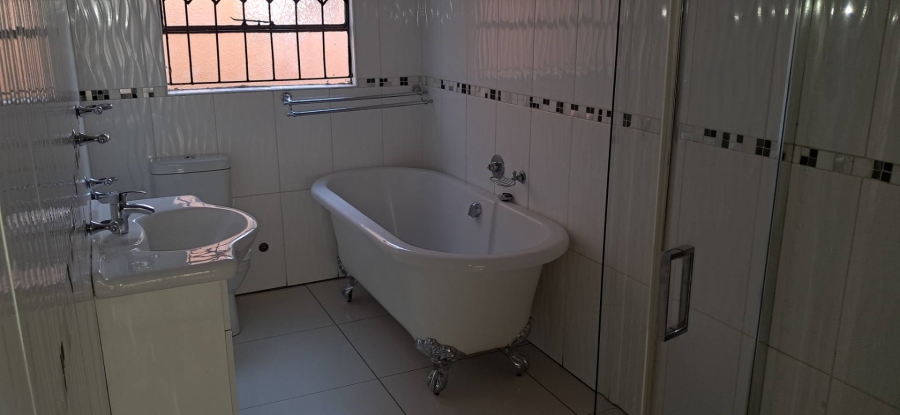 To Let 3 Bedroom Property for Rent in Soshanguve WW Gauteng
