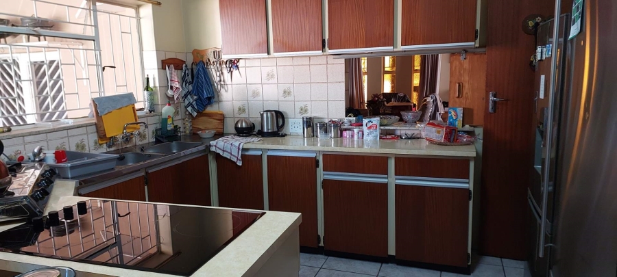 To Let 3 Bedroom Property for Rent in Garsfontein Gauteng