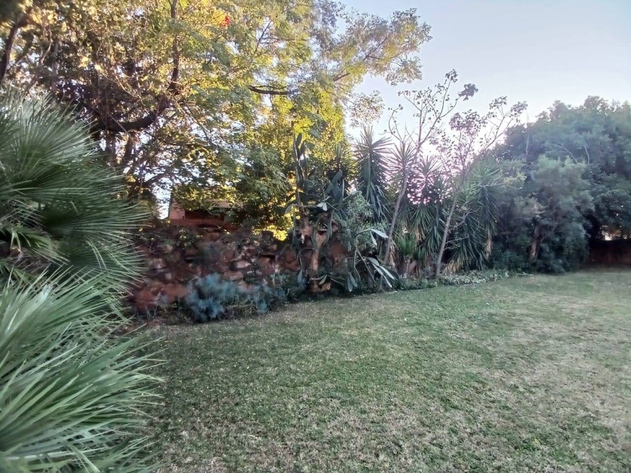 To Let 3 Bedroom Property for Rent in Garsfontein Gauteng
