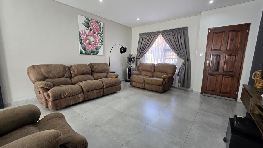 3 Bedroom Property for Sale in New Redruth Gauteng