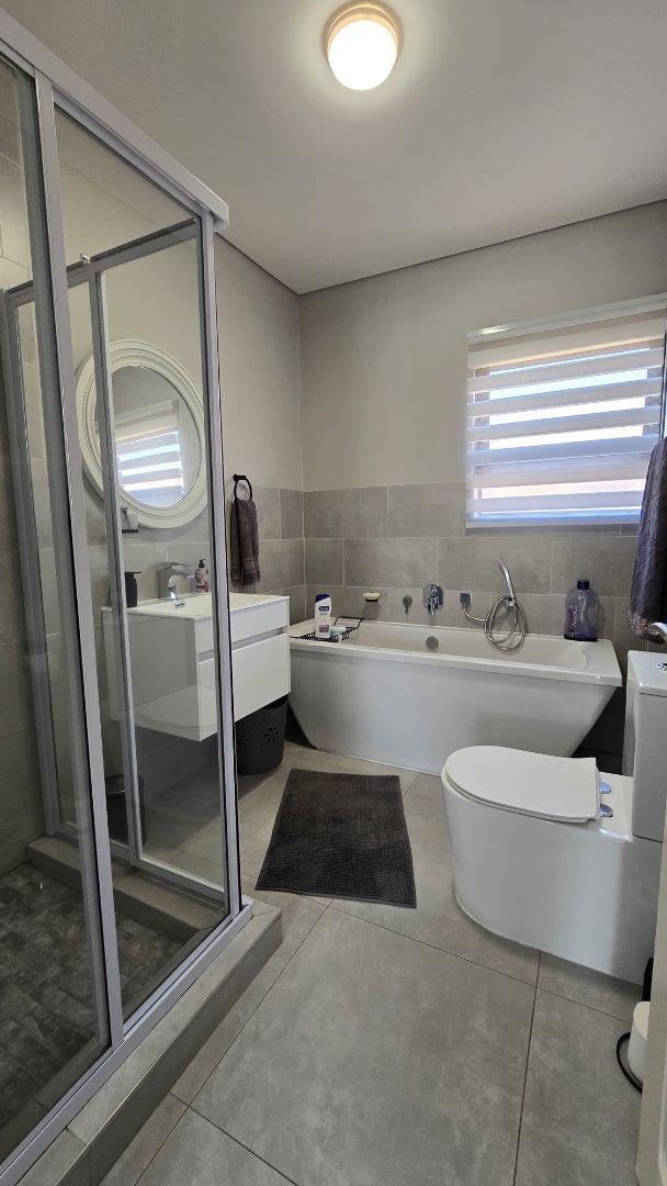 3 Bedroom Property for Sale in New Redruth Gauteng