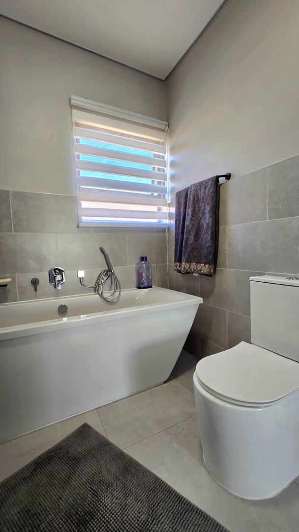 3 Bedroom Property for Sale in New Redruth Gauteng