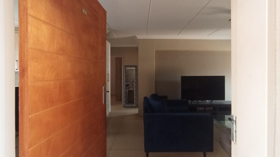 2 Bedroom Property for Sale in Annlin Gauteng
