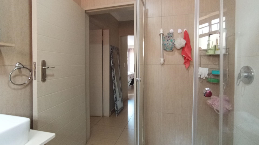 2 Bedroom Property for Sale in Annlin Gauteng