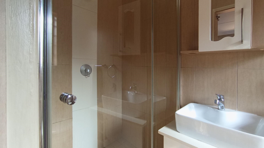 2 Bedroom Property for Sale in Annlin Gauteng