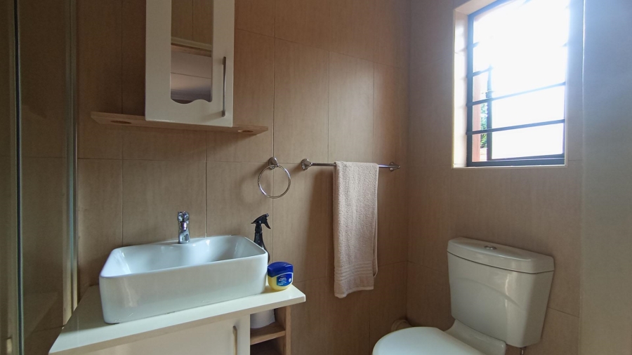 2 Bedroom Property for Sale in Annlin Gauteng