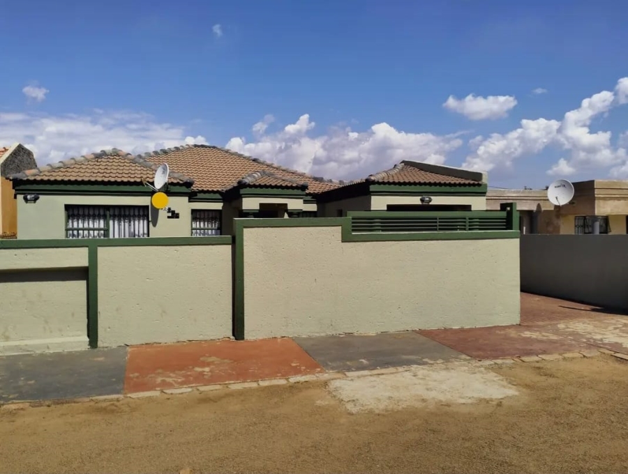 3 Bedroom Property for Sale in Soshanguve Gauteng