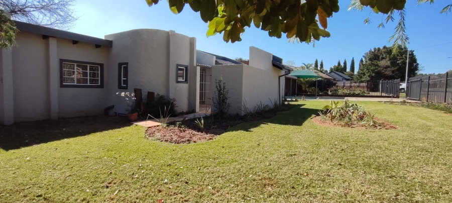 4 Bedroom Property for Sale in Wingate Park Gauteng