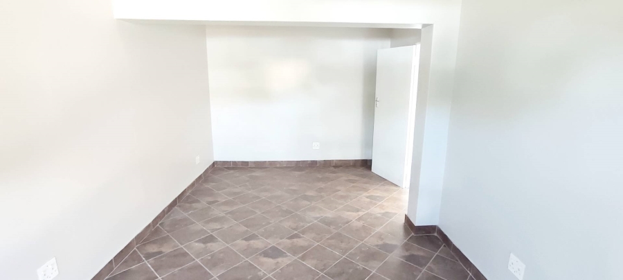 4 Bedroom Property for Sale in Wingate Park Gauteng