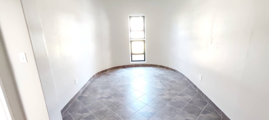 4 Bedroom Property for Sale in Wingate Park Gauteng