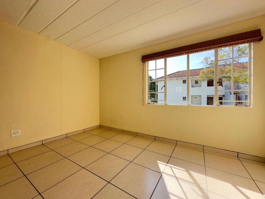 2 Bedroom Property for Sale in Groenkloof Gauteng