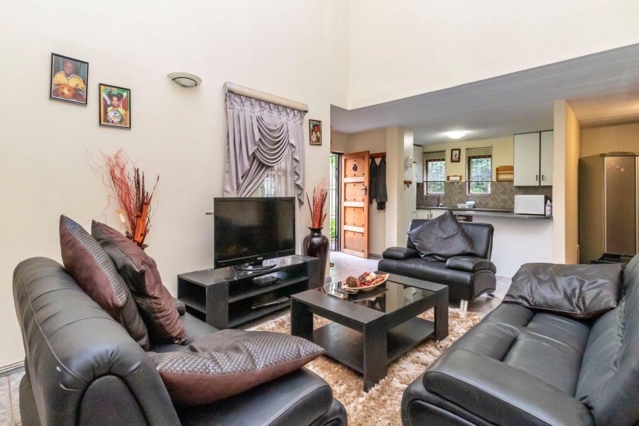 3 Bedroom Property for Sale in Radiokop Gauteng