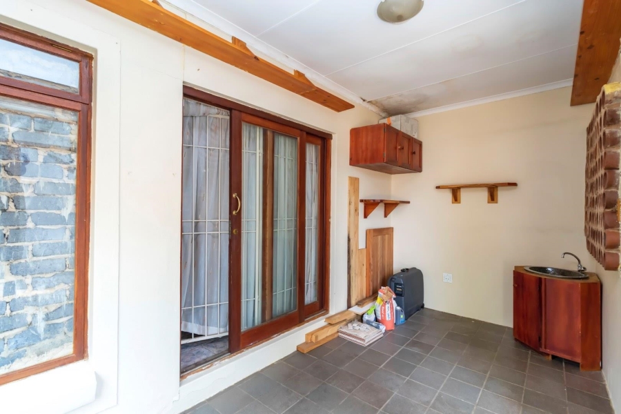 3 Bedroom Property for Sale in Radiokop Gauteng